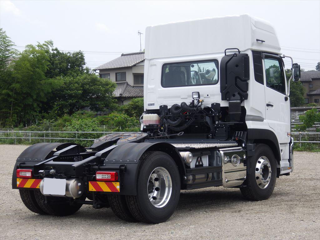 日産UD クオン  トラクター 2RG-GK5DAB R6｜画像3