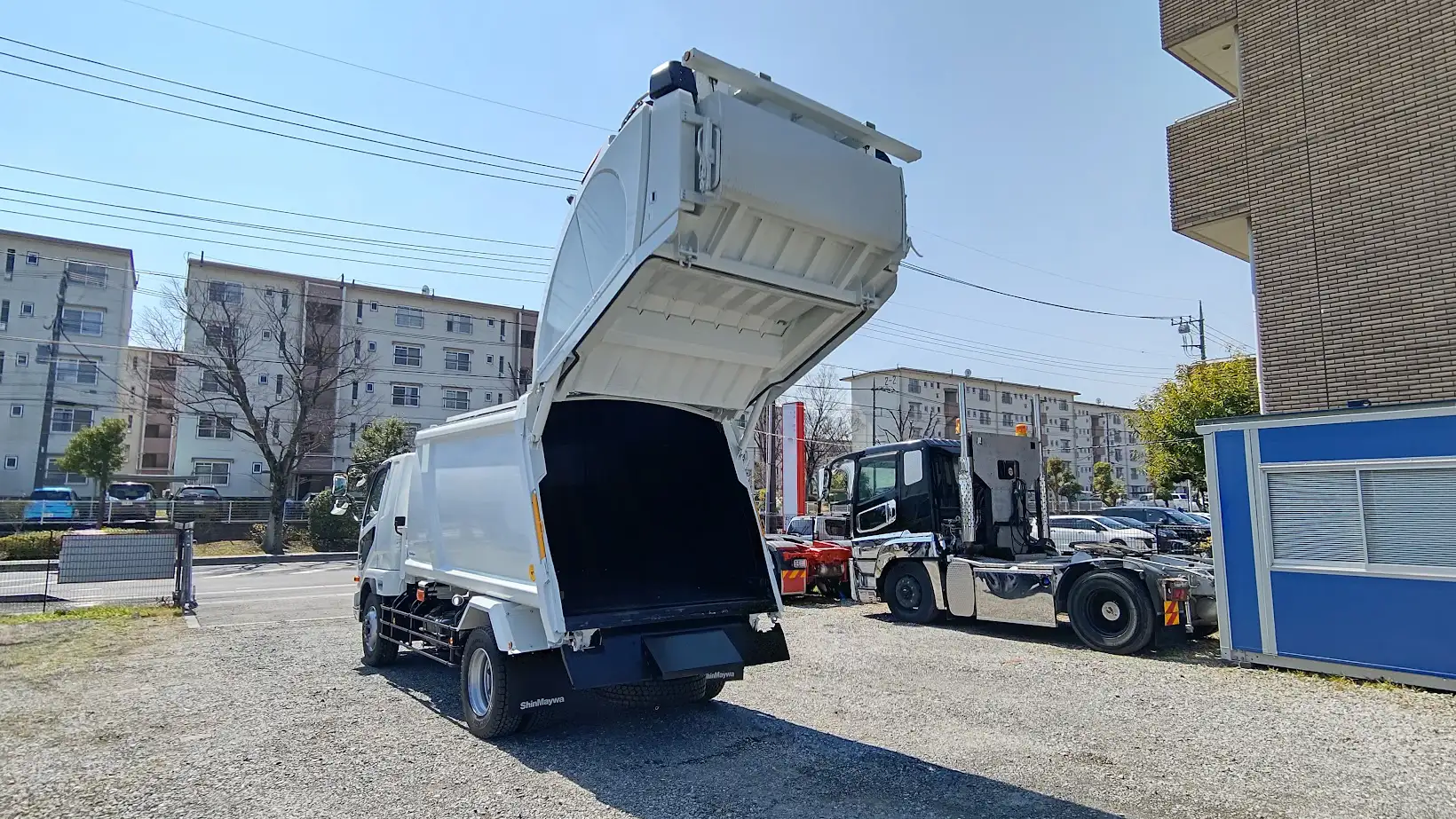 三菱 ファイター  パッカー車(塵芥車) 2KG-FK62FZ R6｜画像6