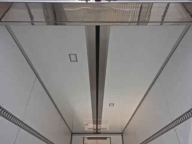 三菱 ファイター  冷凍冷蔵 2KG-FK65F R4｜画像9