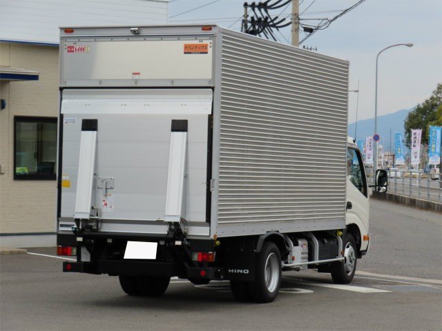 日野 デュトロ  アルミバン 2RG-XZU655M R4｜画像2