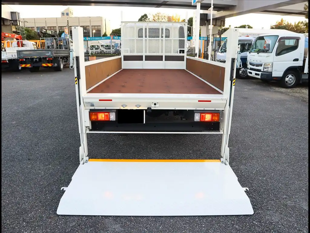 トヨタ ダイナ 平ボディ 2KG-XZU710 R6|画像5