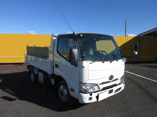 日野 デュトロ  ダンプ 2DG-XZU675T R6｜画像2