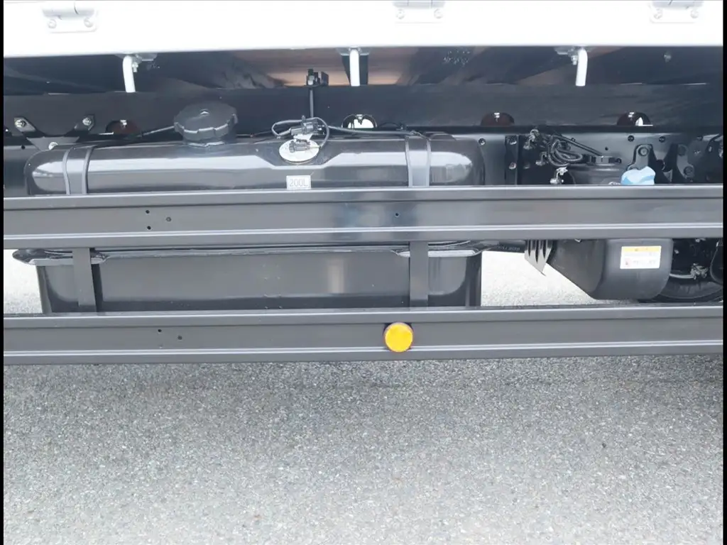 三菱 ファイター 平ボディ 2KG-FK62FZ R6|画像18