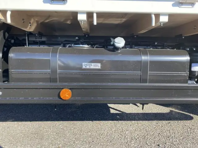 三菱 キャンター  平ボディ 2RG-FEA20 R6｜画像19