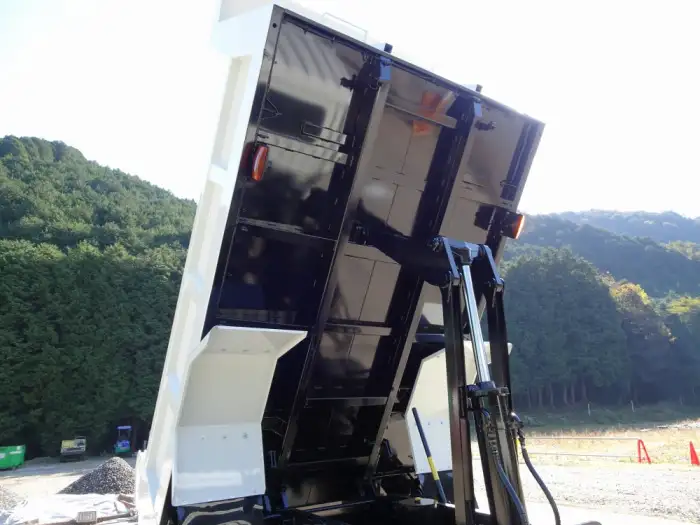 三菱 ファイター ダンプ 2KG-FK62FZ R5|画像14