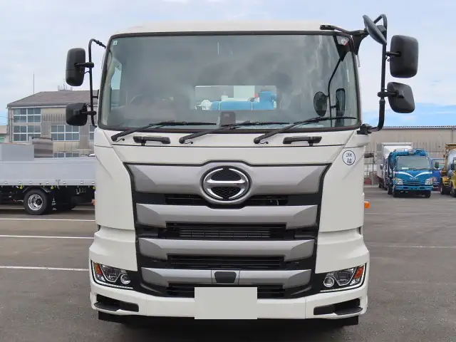 日野 プロフィア  タンク車 2DG-FS1AJE R6｜画像2