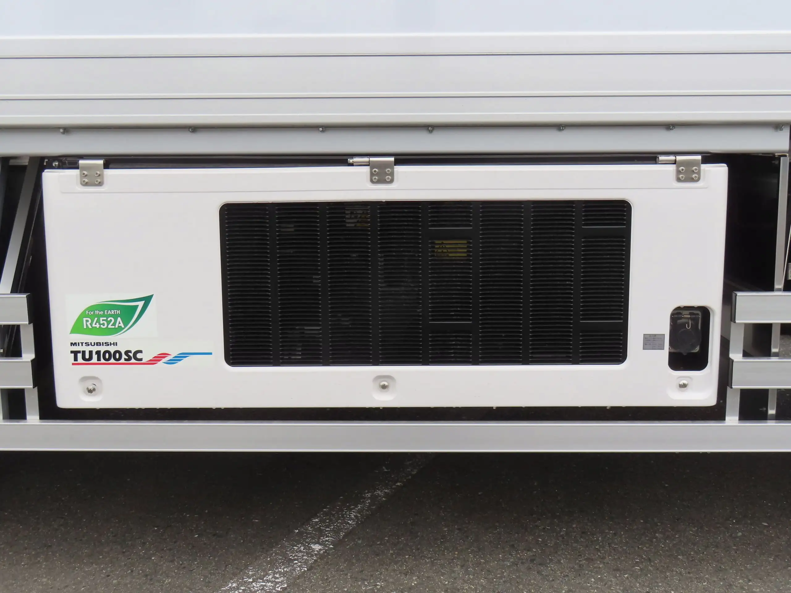 日野 プロフィア  冷凍冷蔵 2DG-FR1AHC R6｜画像10