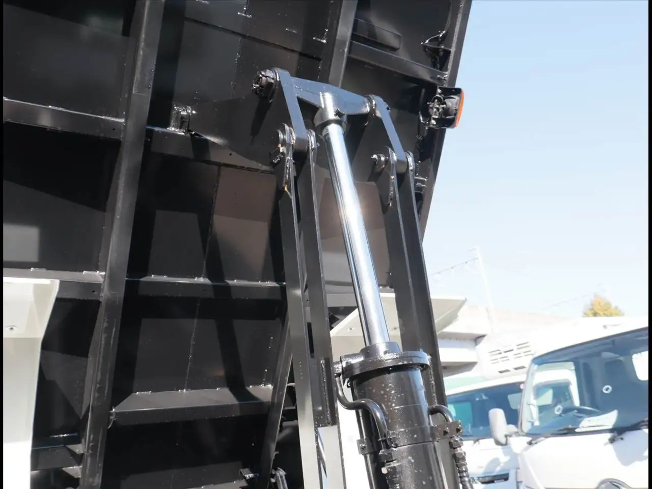 三菱 ファイター ダンプ 2KG-FK62FZ R6|画像14