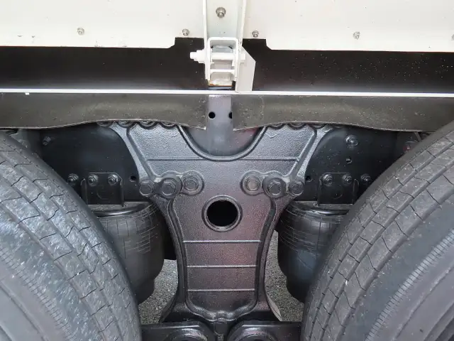 日野 プロフィア  タンク車 2DG-FR1AJC R6｜画像17