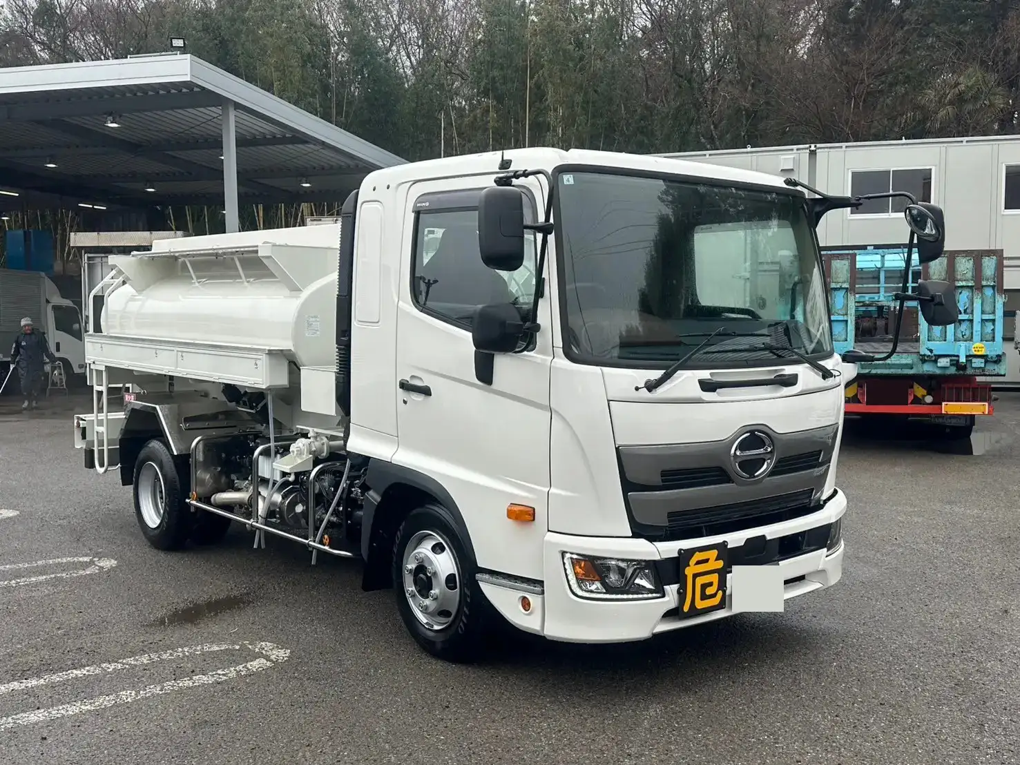 日野 レンジャー  タンク車 2KG-FD2ABA R6｜画像2