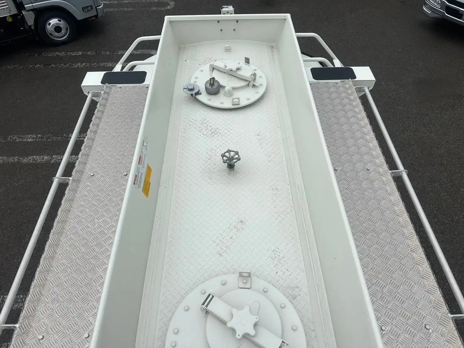 日野 レンジャー  タンク車 2KG-FD2ABA R6｜画像6