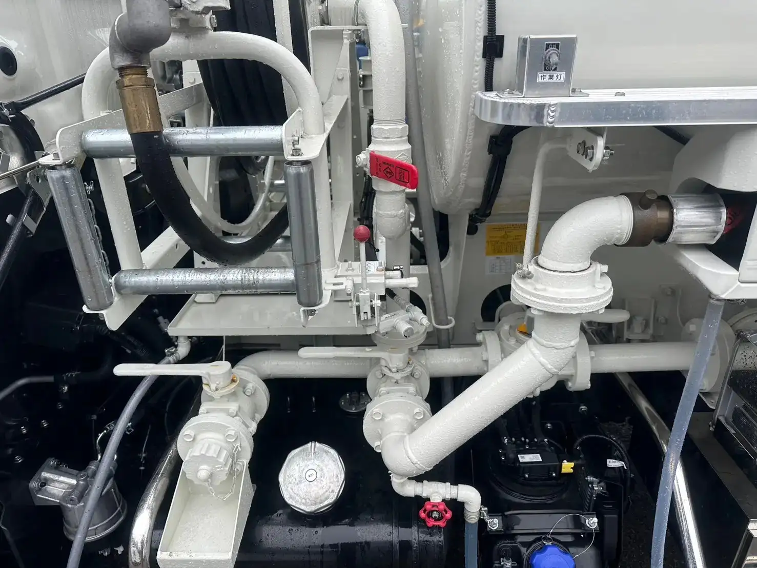 日野 レンジャー  タンク車 2KG-FD2ABA R6｜画像10