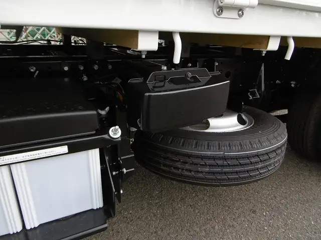 三菱 キャンター  平ボディ 2RG-FBA20 R6｜画像17