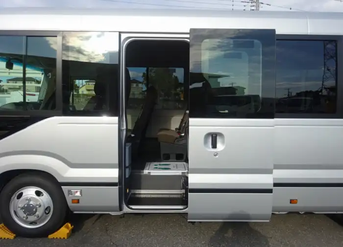 トヨタ コースター  バス 2KG-GDB70 R7｜画像6