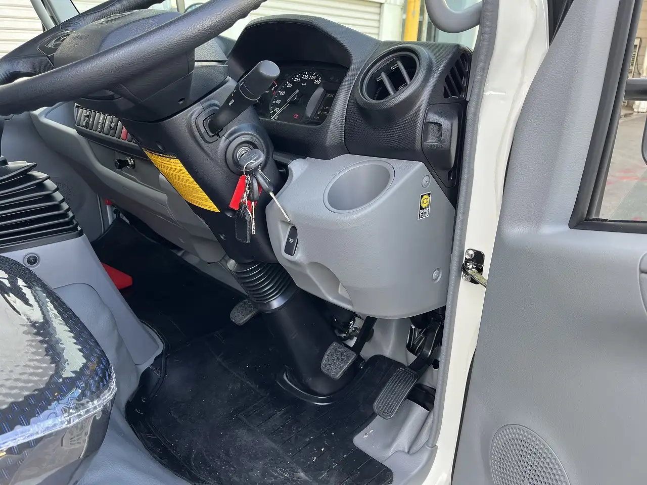日野 デュトロ  平ボディ 2KG-XZC605M R6｜画像10