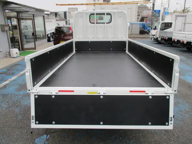 三菱 キャンター  平ボディ 2RG-FBA20 R6｜画像6