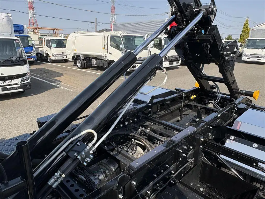 三菱 ファイター  アームロール 2KG-FK72FZ R6｜画像13
