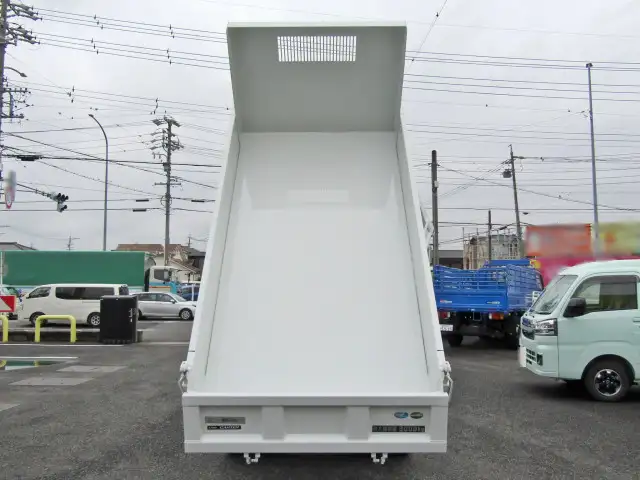 三菱 キャンター  ダンプ 2RG-FBA60 R6｜画像6