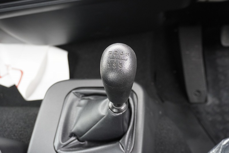 三菱 ファイター  クレーン付き(ユニック) 2KG-FK62FZ R6｜画像14