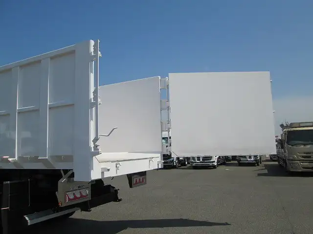 日野 プロフィア  ダンプ 2DG-FS1AHE R6｜画像6