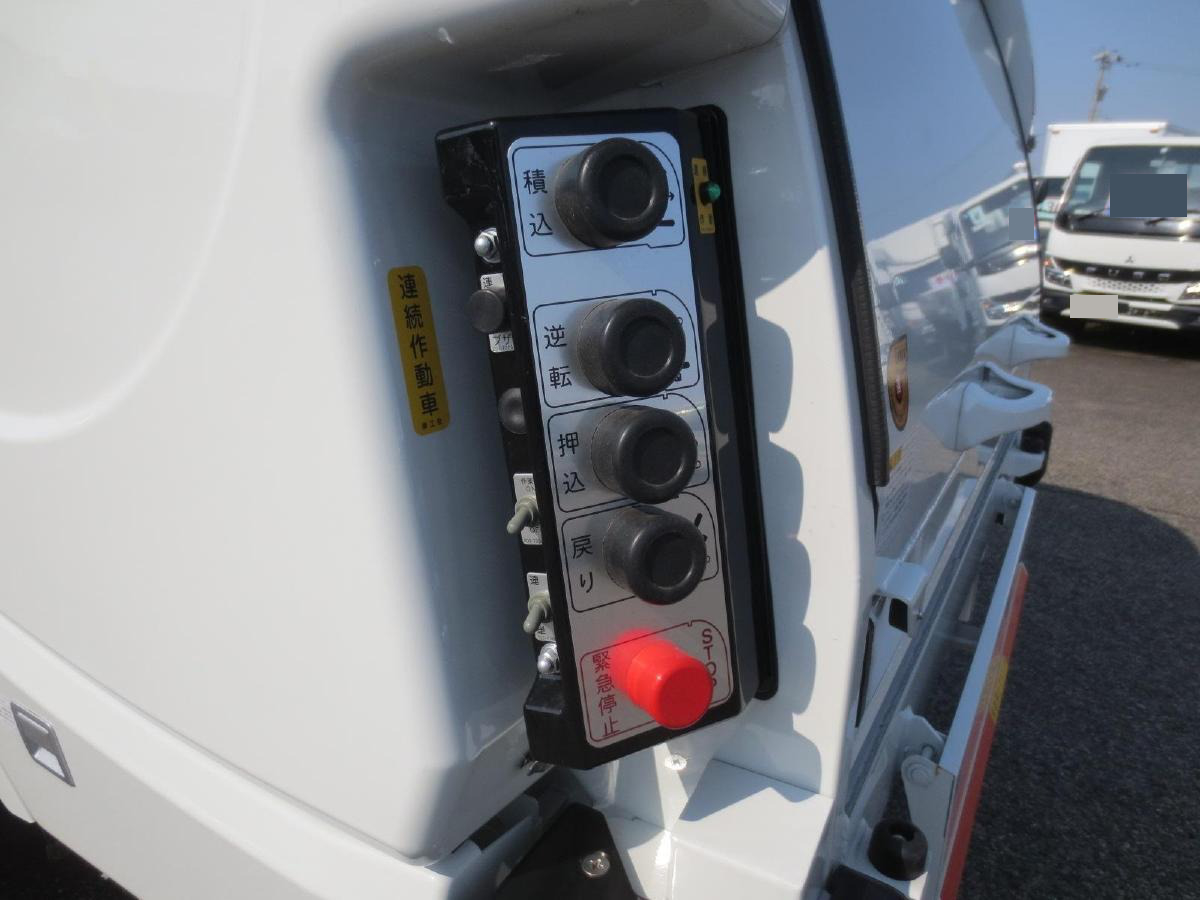 三菱 キャンター  パッカー車(塵芥車) 2RG-FEAV0 R7｜画像13