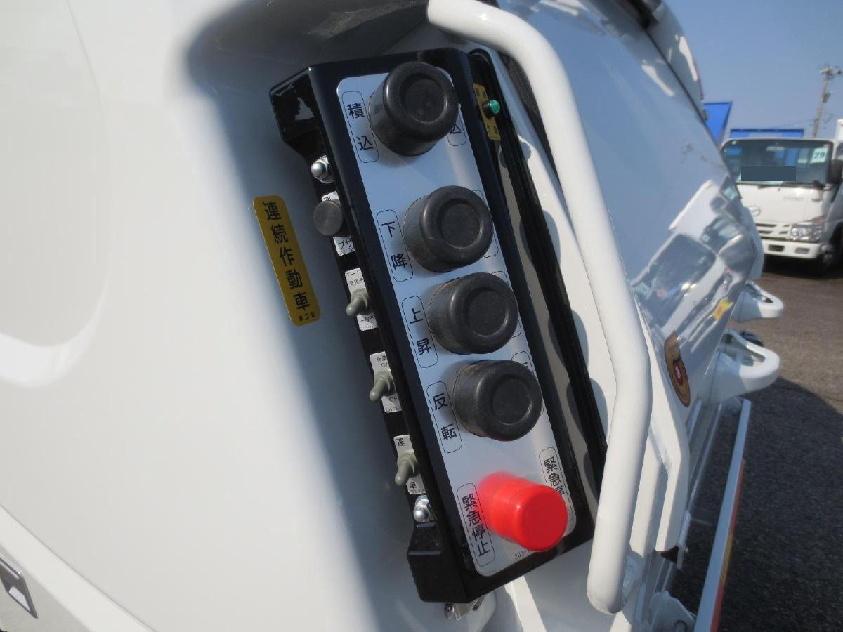 三菱 キャンター  パッカー車(塵芥車) 2RG-FEAV0 R7｜画像14