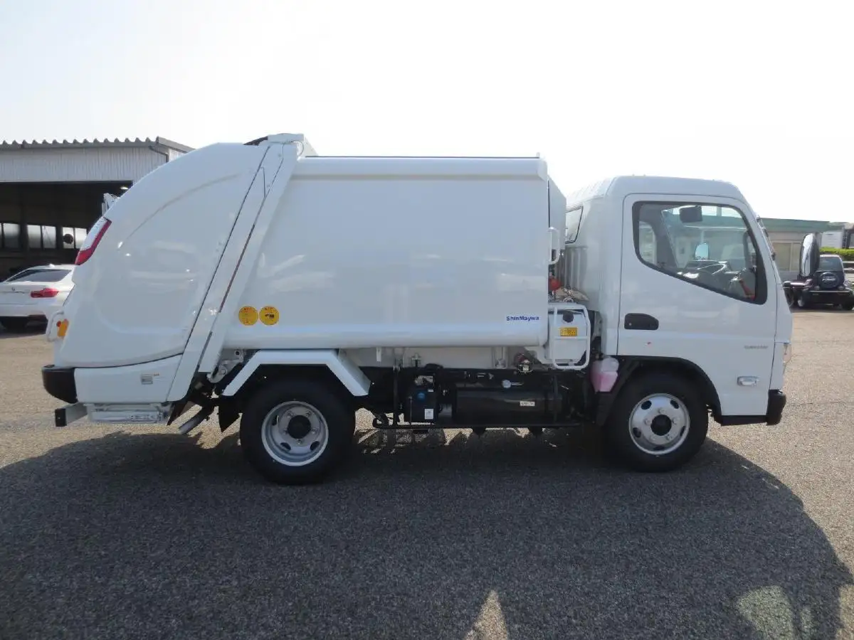 三菱 キャンター  パッカー車(塵芥車) 2RG-FEAV0 R7｜画像4