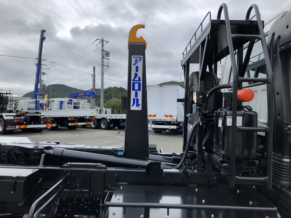 三菱 ファイター  アームロール 2KG-FK62FZ R6｜画像9