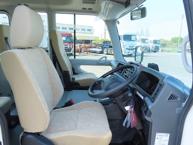 トヨタ コースター  バス 2KG-GDB70 R7｜画像10