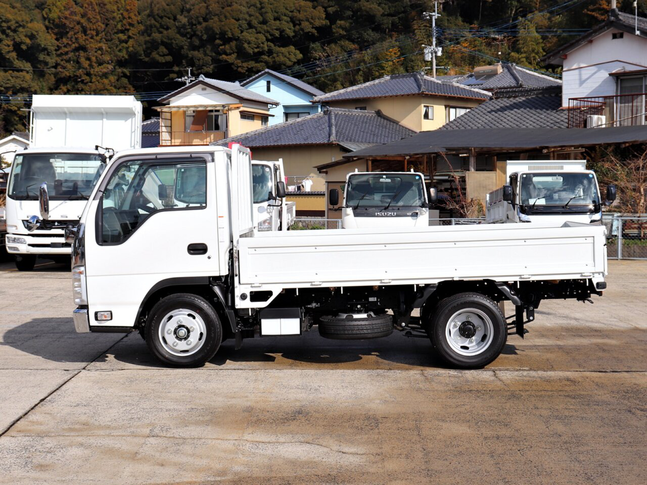 いすゞ エルフ  平ボディ 2RG-NJR88A R5｜画像6