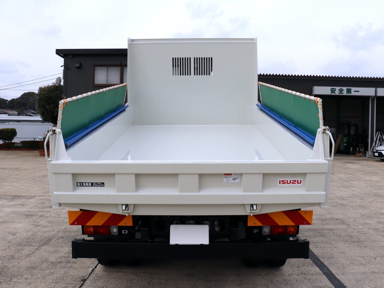 いすゞ フォワード  ダンプ 2RG-FRR90S3 R6｜画像8
