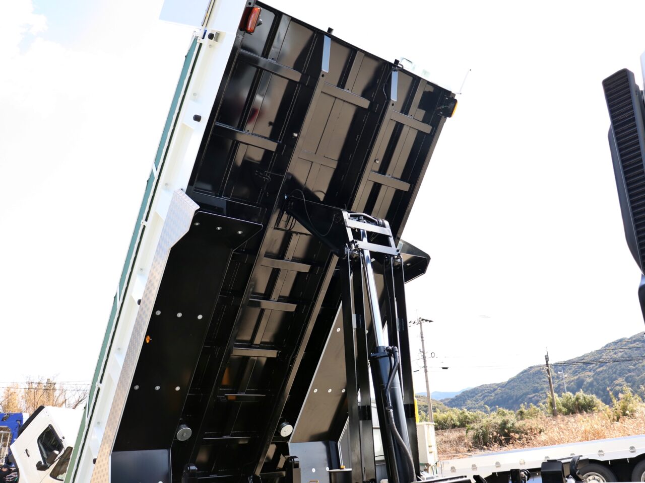 三菱 スーパーグレート  ダンプ 2PG-FV80HX R7｜画像15
