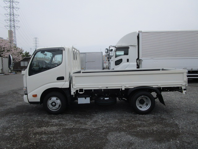 トヨタ ダイナ  平ボディ 2KG-XZC605 R6｜画像7
