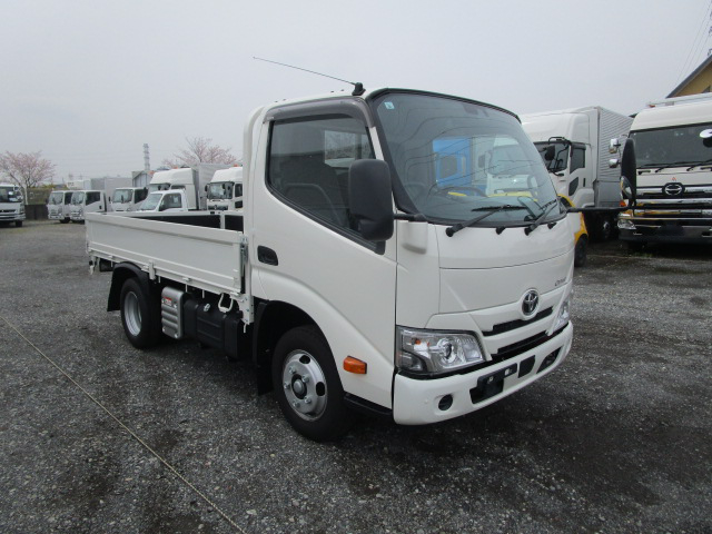 トヨタ ダイナ  平ボディ 2KG-XZC605 R6｜画像3