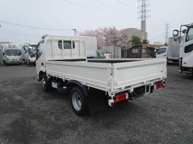 トヨタ ダイナ  平ボディ 2KG-XZC605 R6｜画像6