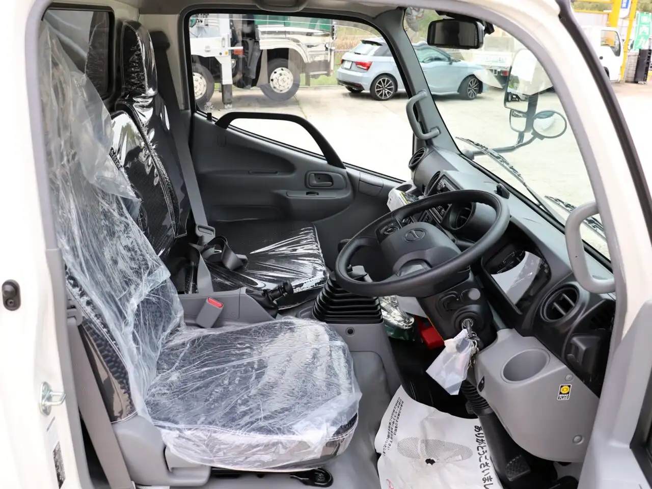 日野 デュトロ  アルミバン 2KG-XZC605M R6｜画像9
