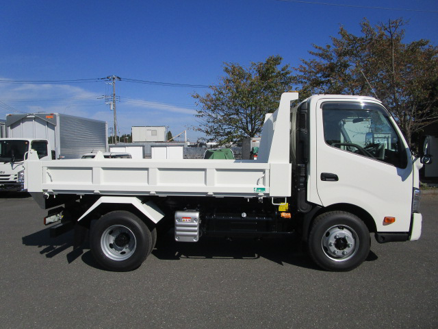 日野 デュトロ  ダンプ 2KG-XZU700X R5｜画像3