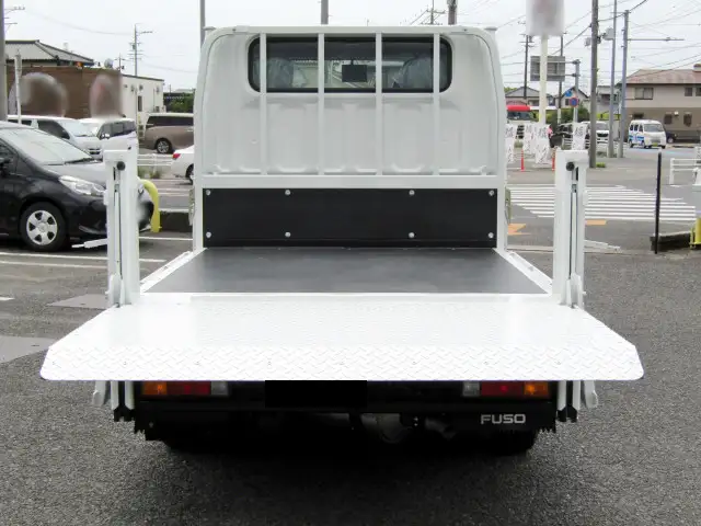 三菱 キャンター  平ボディ 2RG-FBA20 R6｜画像5