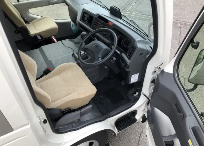 トヨタ コースター  バス 2KG-GDB70 R7｜画像7
