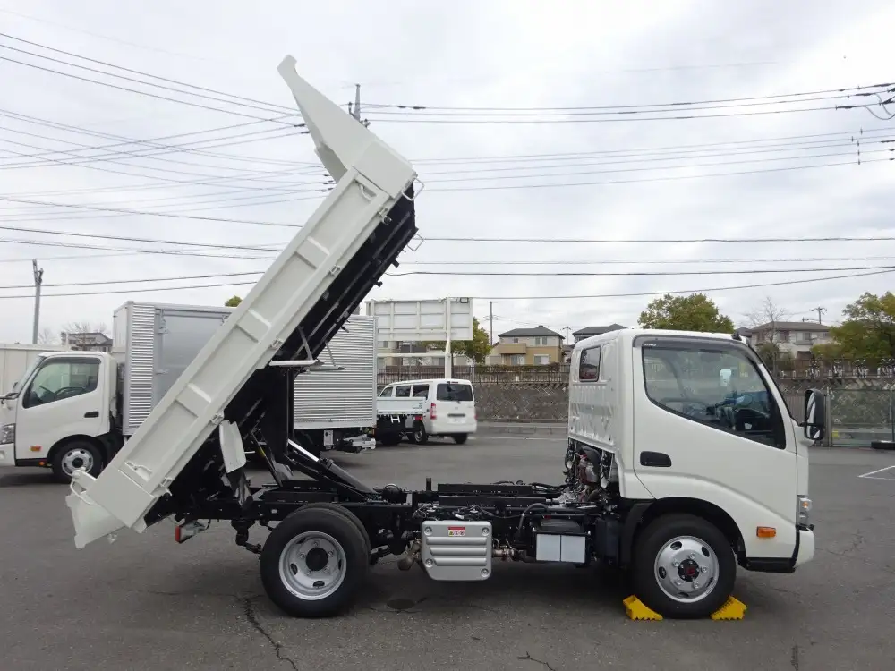 日野 デュトロ  ダンプ 2DG-XZU675T R6｜画像3