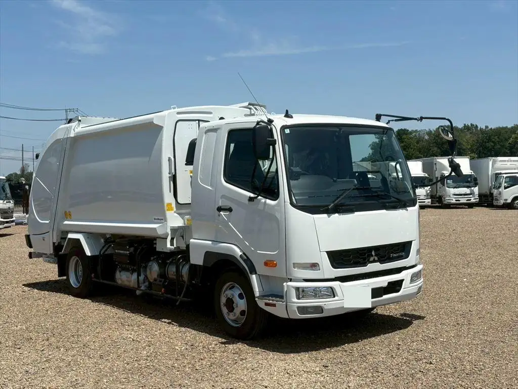 三菱 ファイター  パッカー車(塵芥車) 2KG-FK62F R7｜画像2