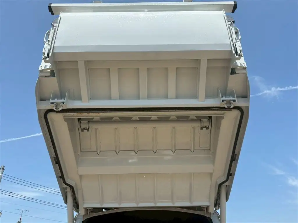 三菱 ファイター  パッカー車(塵芥車) 2KG-FK62F R7｜画像17