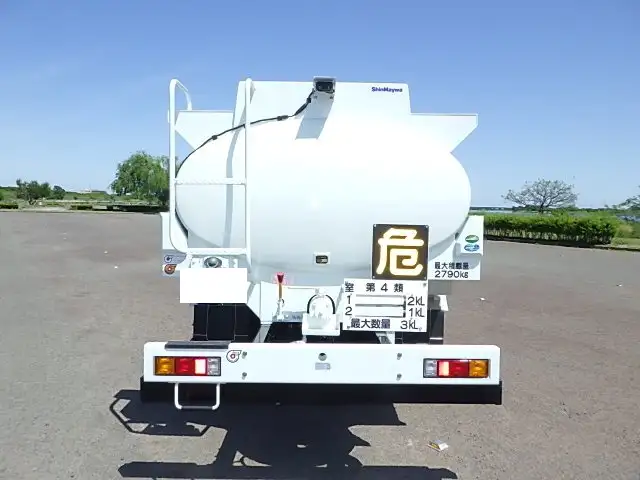 三菱 キャンター  タンク車 2RG-FEAV0 R7｜画像3