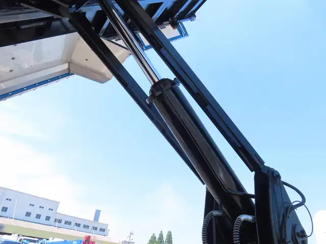 日野 プロフィア  ダンプ 2DG-FS1AJE R6｜画像16
