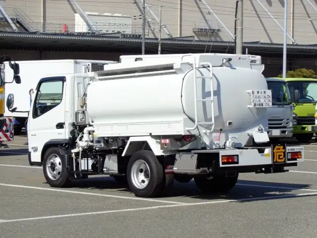 三菱 キャンター  タンク車 2PG-FEA80 R6｜画像5