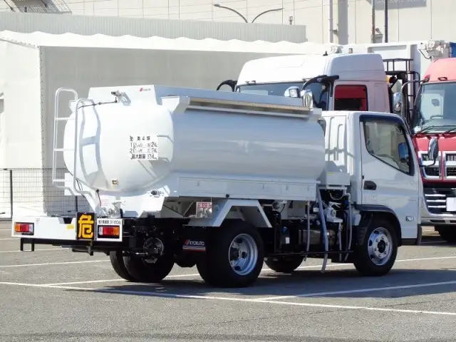 三菱 キャンター  タンク車 2PG-FEA80 R6｜画像3