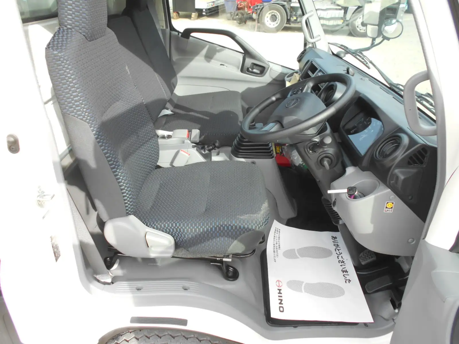日野 デュトロ  ウイング 2KG-XZU722M R6｜画像11