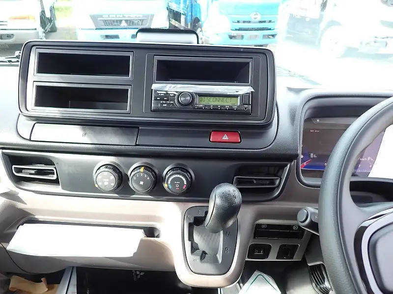 三菱 キャンター  タンク車 2RG-FGA50 R7｜画像12