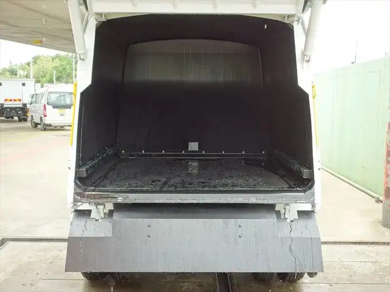 三菱 キャンター  パッカー車(塵芥車) 2RG-FEAV0 R7｜画像7