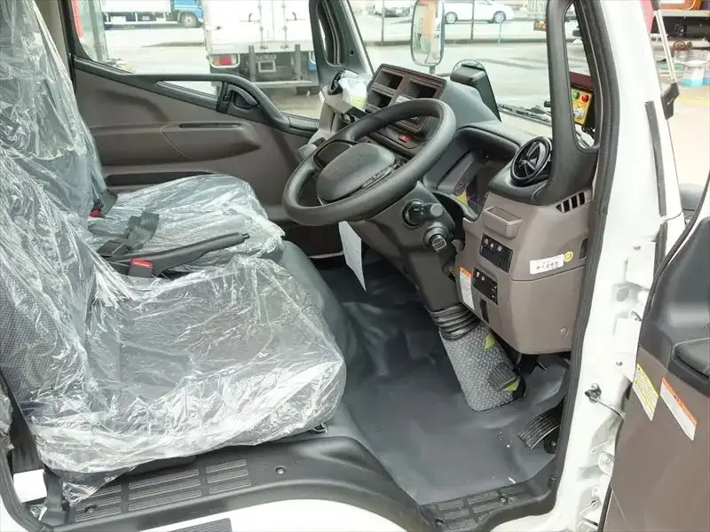 三菱 キャンター  パッカー車(塵芥車) 2RG-FEAV0 R7｜画像12